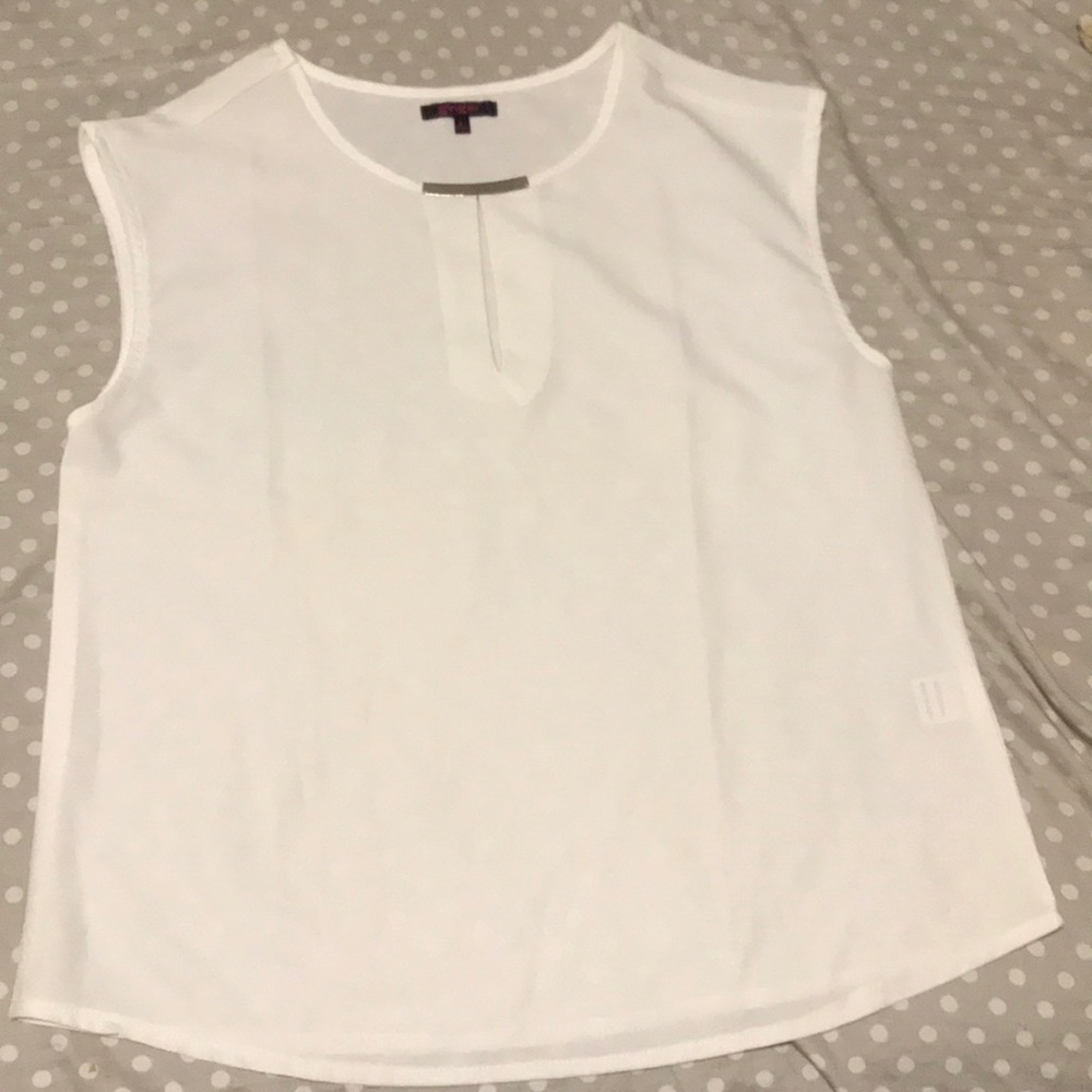 Sleeveless Blouse